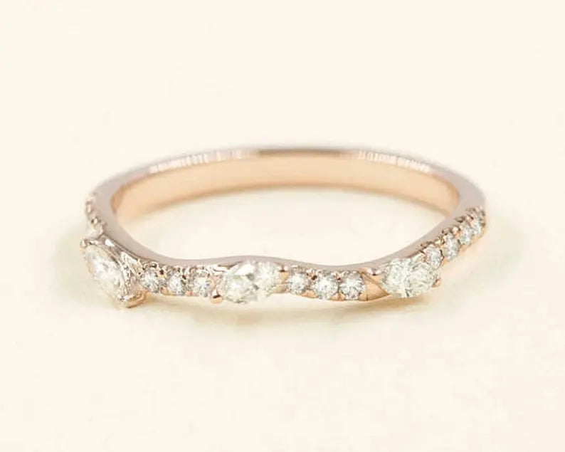 14K MARQUISE DIAMOND LEAF BAND