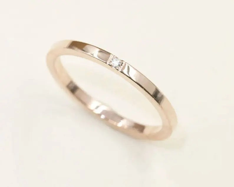 14K 1 DIAMOND SQUARED EDGE 1.5MM BAND