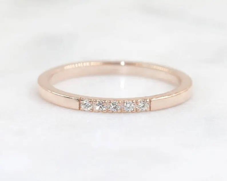 14K 5 DIAMOND SQUARED EDGE BAND