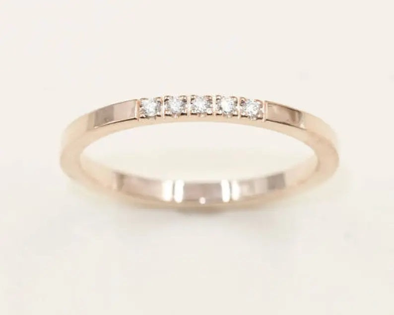 14K 5 DIAMOND SQUARED EDGE BAND