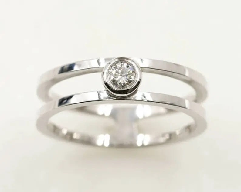 14K DIAMOND BEZEL GUARD RING