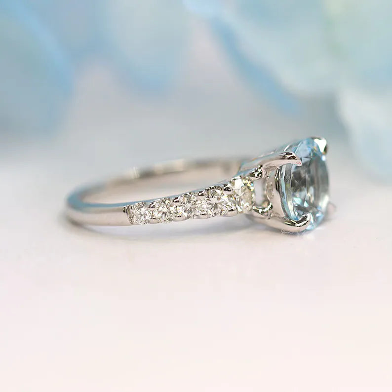 14K AQUAMARINE DIAMOND RING