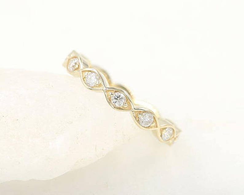 14K DIAMOND MARQUISE SHAPE ART DECO BAND