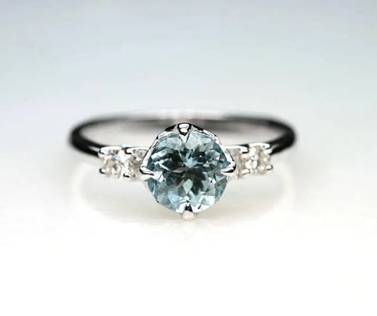 14K AQUAMARINE DIAMOND RING