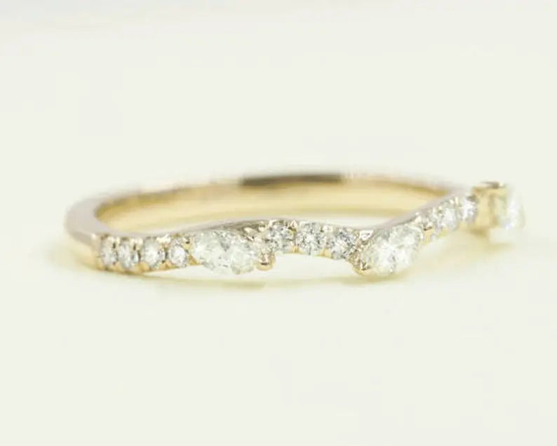 14K MARQUISE DIAMOND LEAF BAND