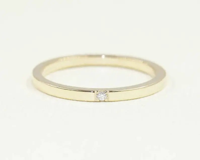 14K 1 DIAMOND SQUARED EDGE 1.5MM BAND