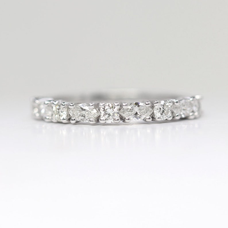 14K MARQUISE ROUND DIAMOND ALTERNATE BAND