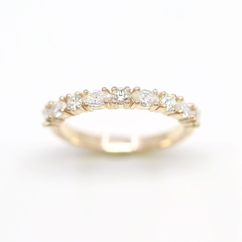 14K MARQUISE ROUND DIAMOND ALTERNATE BAND