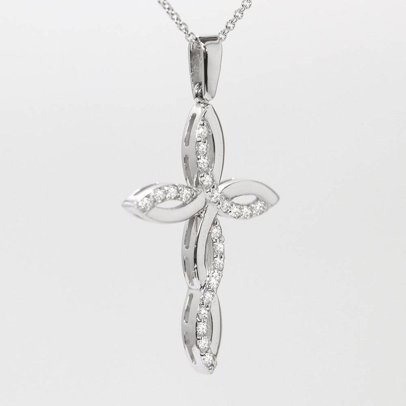 14K 0.33CT DIAMOND CROSS NECKLACE