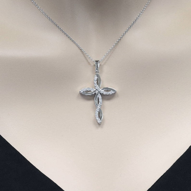 14K 0.33CT DIAMOND CROSS NECKLACE