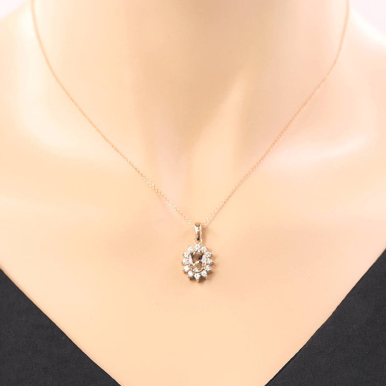 14K MORGANITE DIAMOND SUNFLOWER NECKLACE