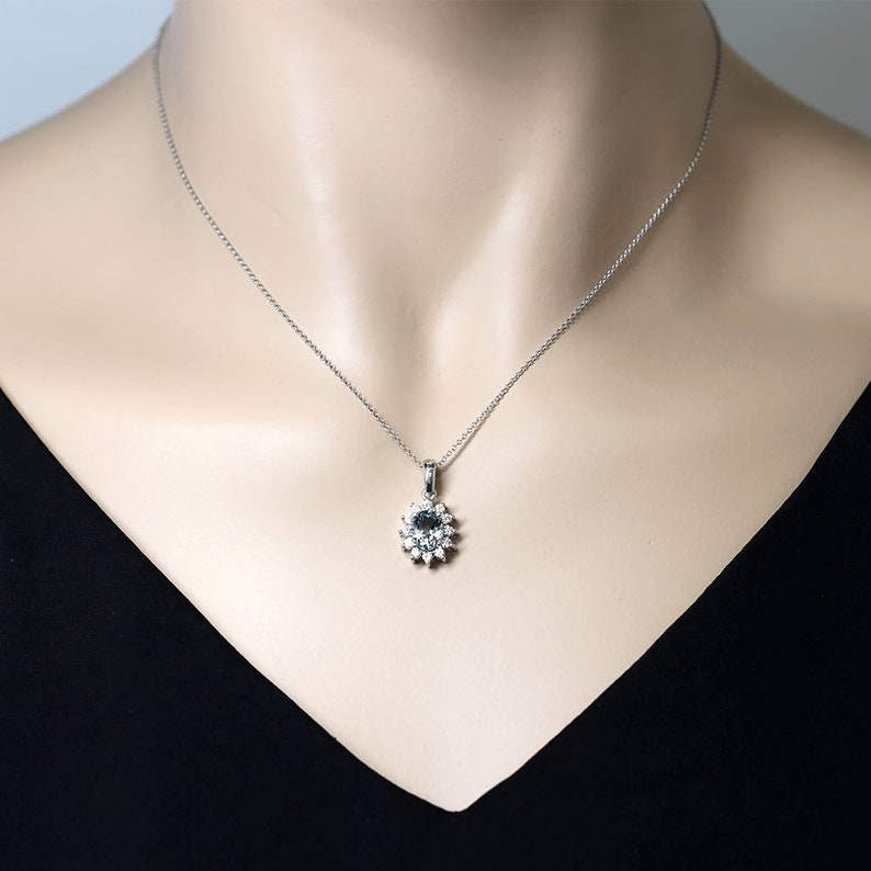 14K AQUAMARINE DIAMOND SUNFLOWER NECKLACE