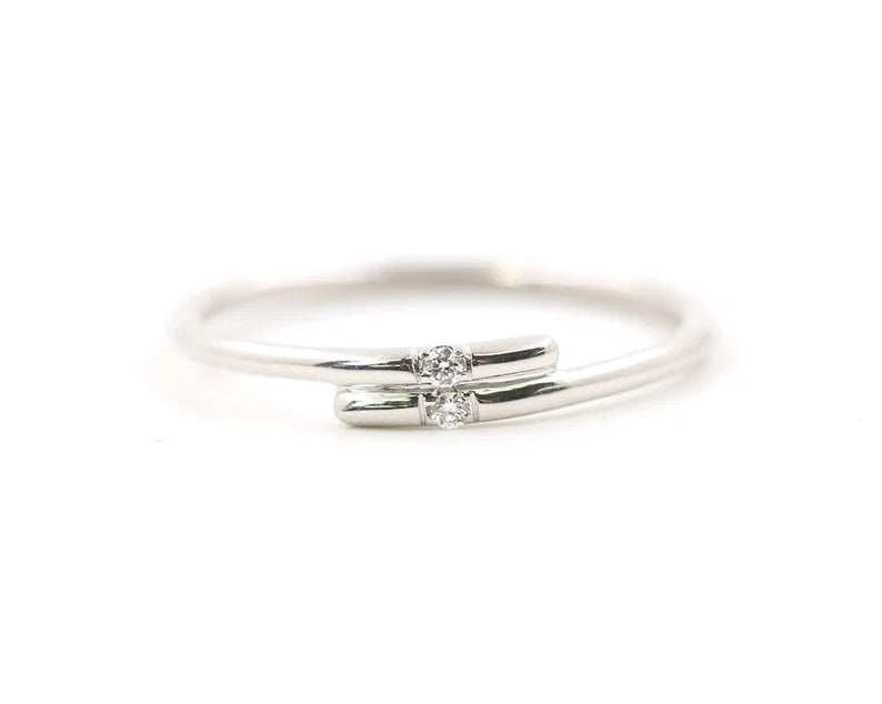 14K 2 DIAMOND OVERLAP BAND