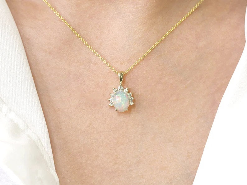 14K OVAL OPAL DIAMOND CROWN NECKLACE