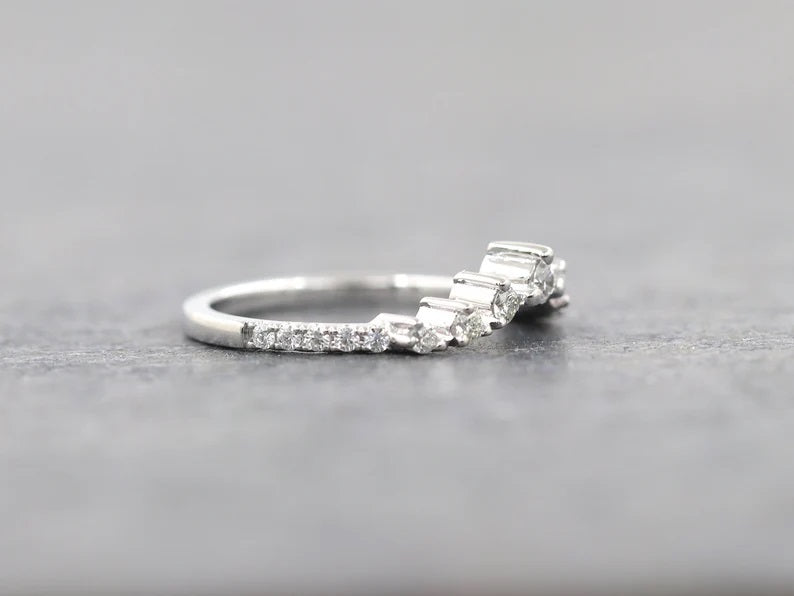 14K 0.25CT DIAMOND CROWN BAND