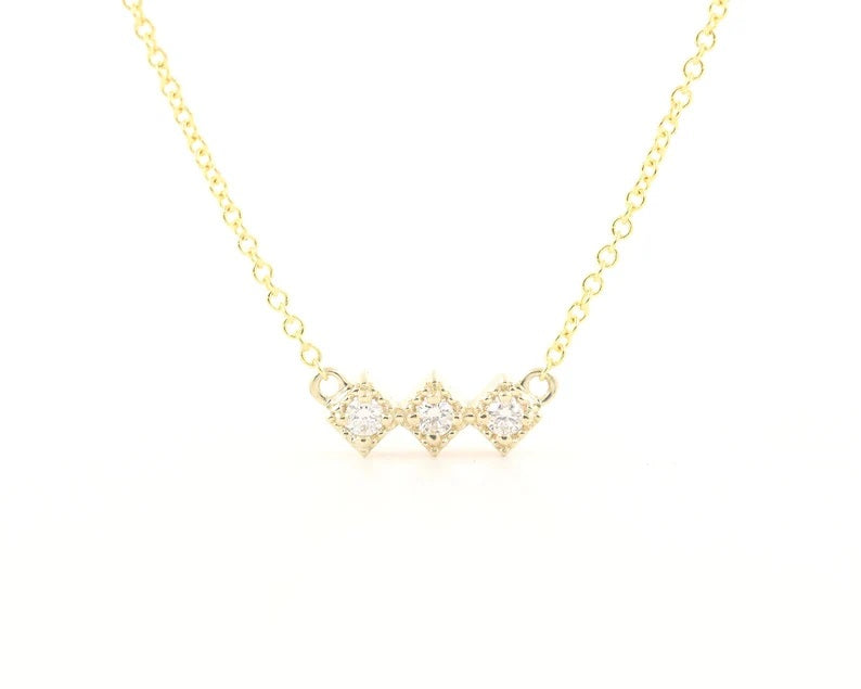 14K 3 DIAMOND RHOMBUS NECKLACE