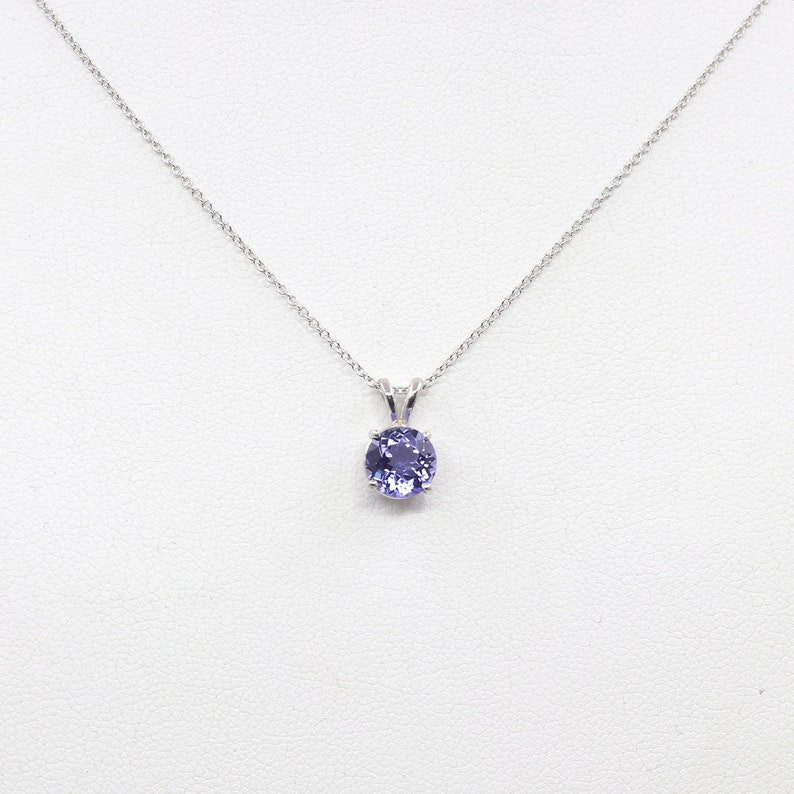 14K 1.3CT TANZANITE SOLITAIRE NECKLACE