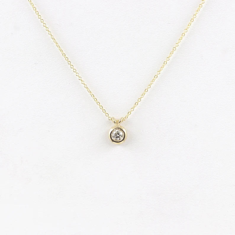 14K 0.10CT DIAMOND BEZEL SLIDING NECKLACE