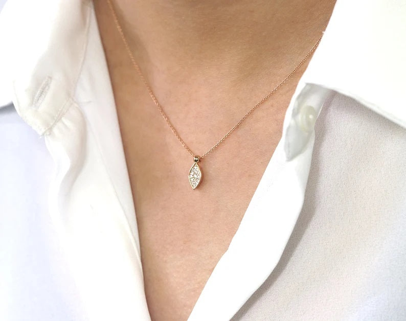 14K DIAMOND LEAF NECKLACE