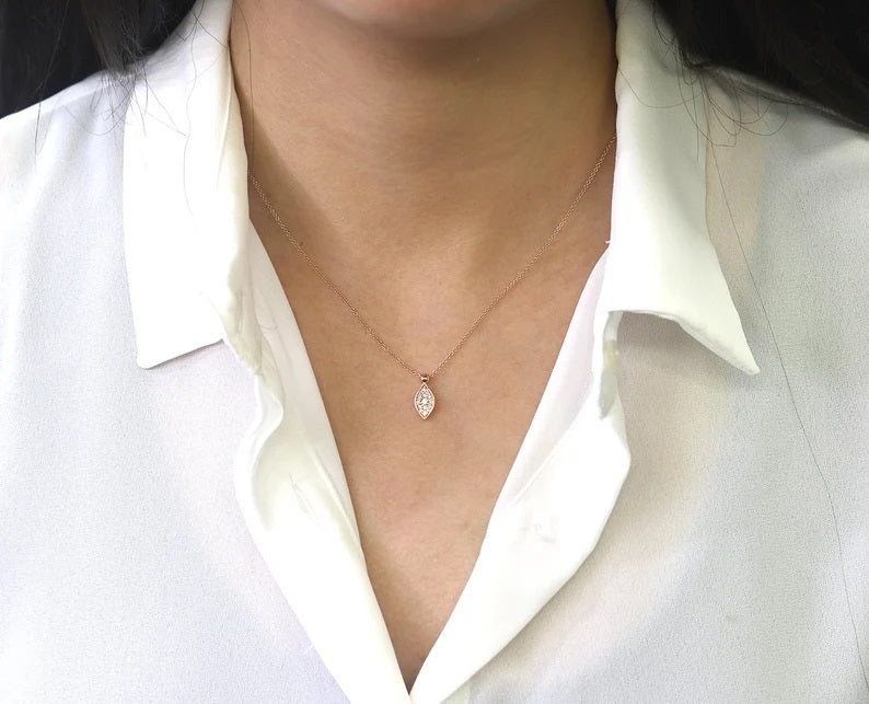 14K DIAMOND LEAF NECKLACE