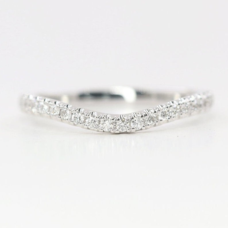 14K 0.25CT DIAMOND CURVED 2MM BAND