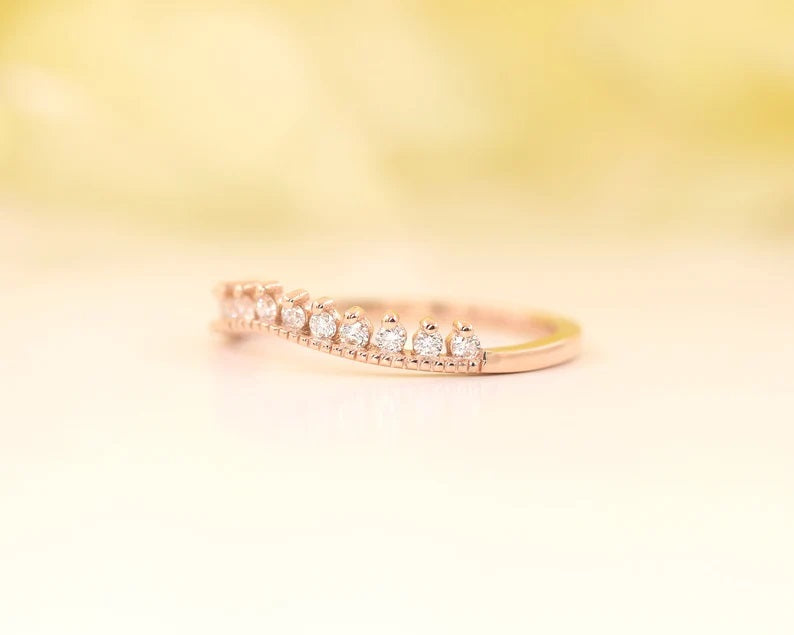 14K 0.20CT DIAMOND MILGRAIN CURVED BAND