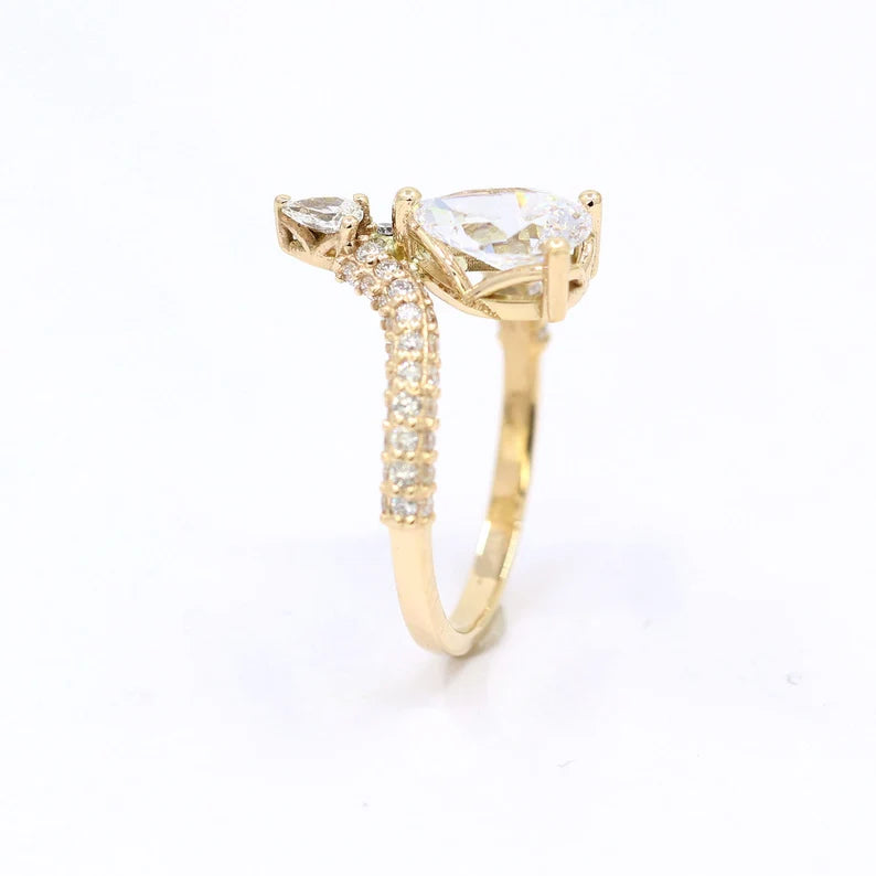 14K PEAR MOISSANITE DIAMOND CHEVRON RING