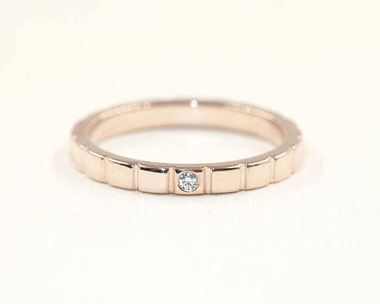 14K 1 DIAMOND SQUARE PATTERN BAND