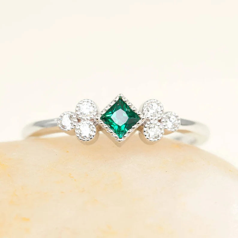 14K PRINCESS EMERALD DIAMOND CLUSTER RING