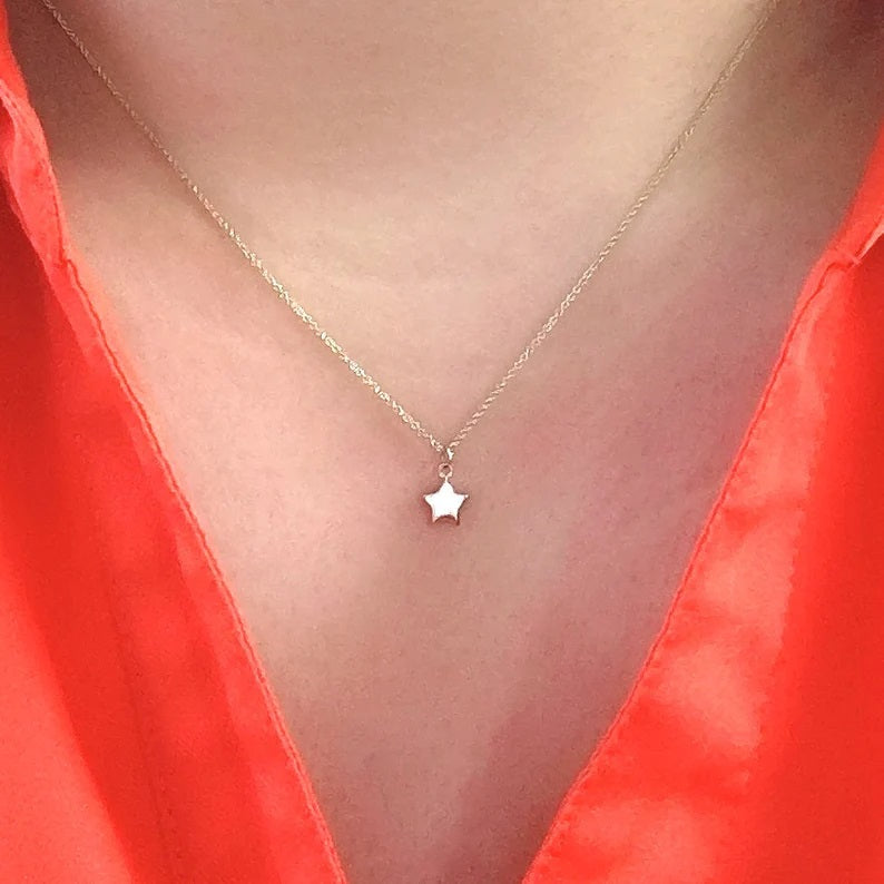 14K TINY STAR NECKLACE