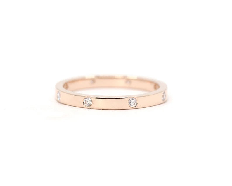 14K 8 DIAMOND BEZEL BAND