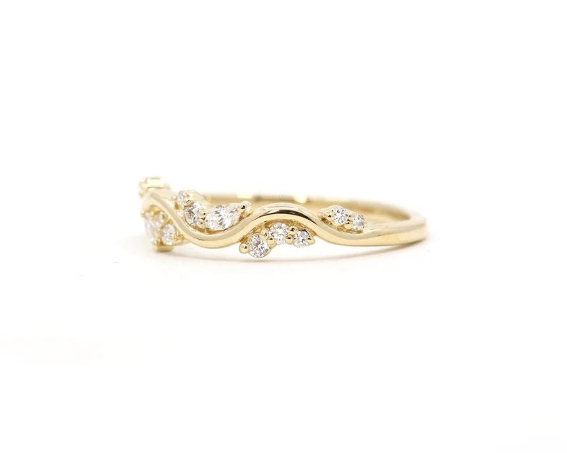 14K 0.28CT DIAMOND CURVED LEAF BAND