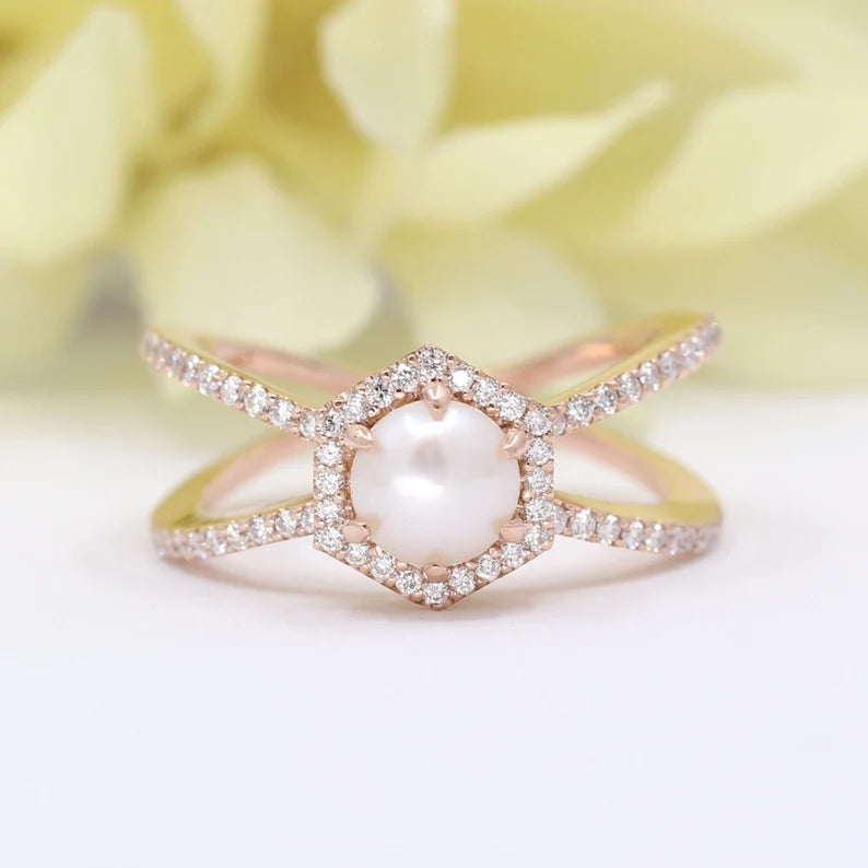 14K PEARL DIAMOND HALO HEXAGON DOUBLE BAND RING