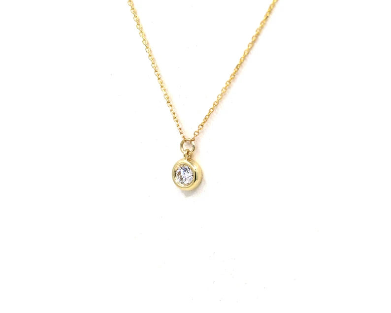 14K 0.03CT DIAMOND BEZEL DANGLING NECKLACE