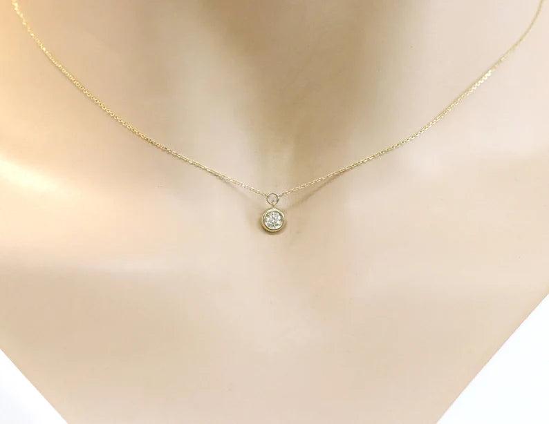 14K 0.03CT DIAMOND BEZEL DANGLING NECKLACE