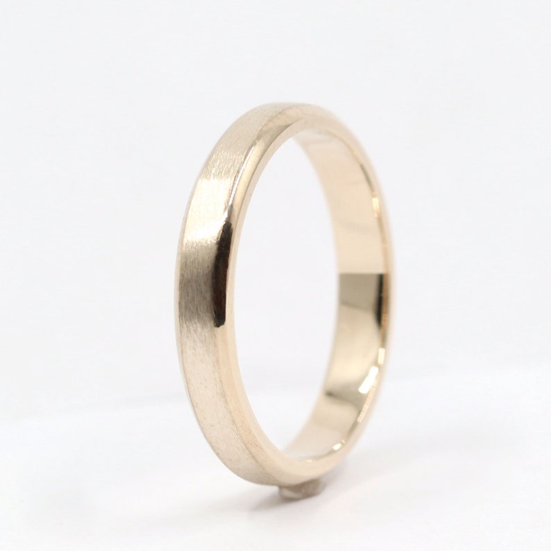 14K 3MM EDGE SOFT FINISHED BAND