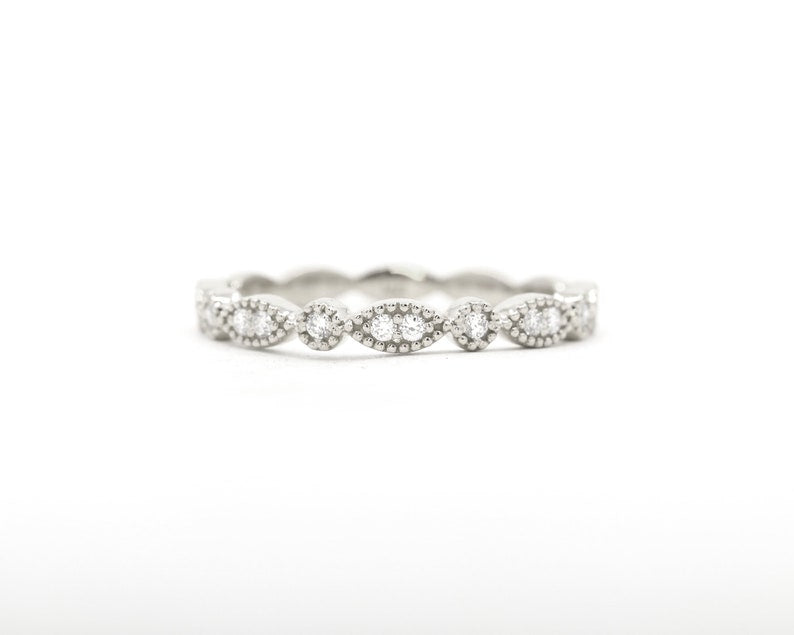 14K 0.17CT DIAMOND ART DECO 2.5MM BAND