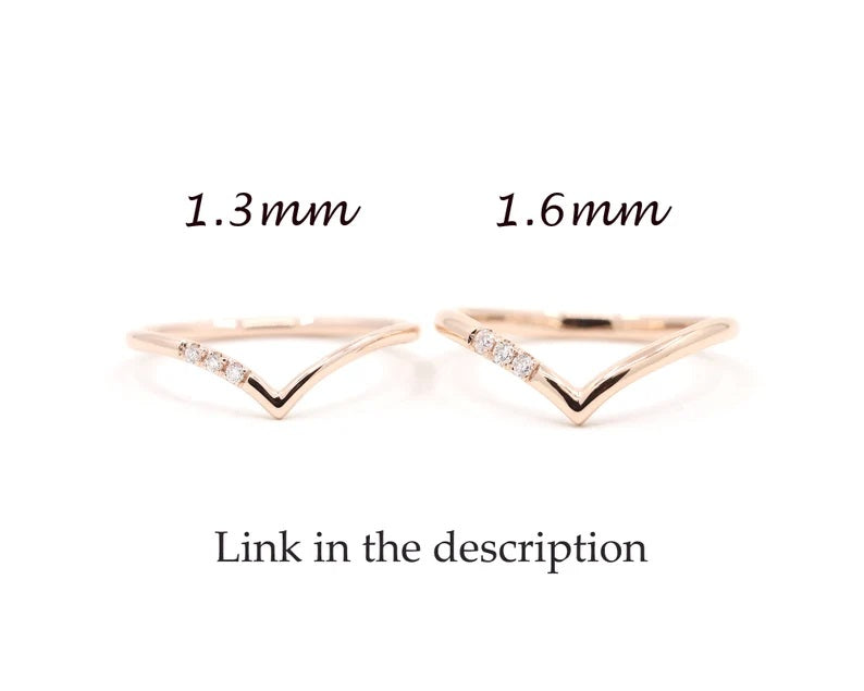 14K 3 DIAMOND CHEVRON BAND