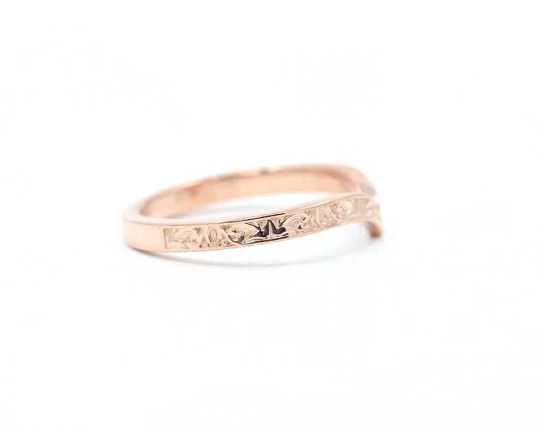 14K VINTAGE CHEVRON BAND