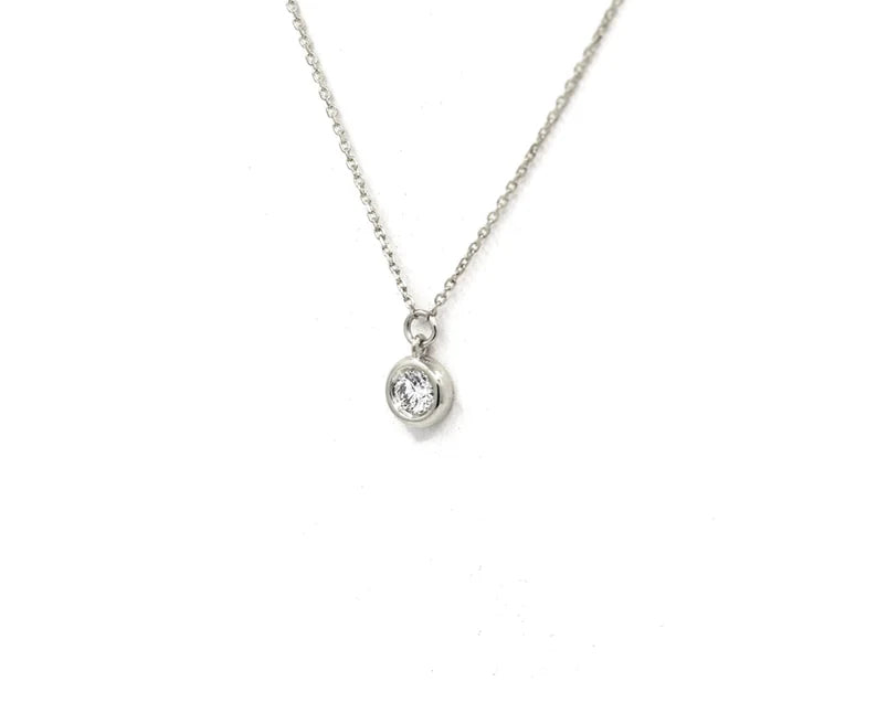 14K 0.03CT DIAMOND BEZEL DANGLING NECKLACE