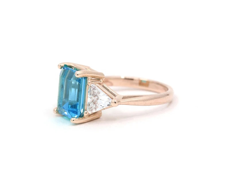 14K BLUE TOPAZ TRILLION CZ RING