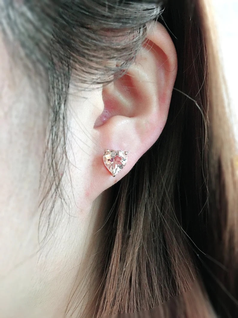 14K HEART MORGANITE STUD EARRING