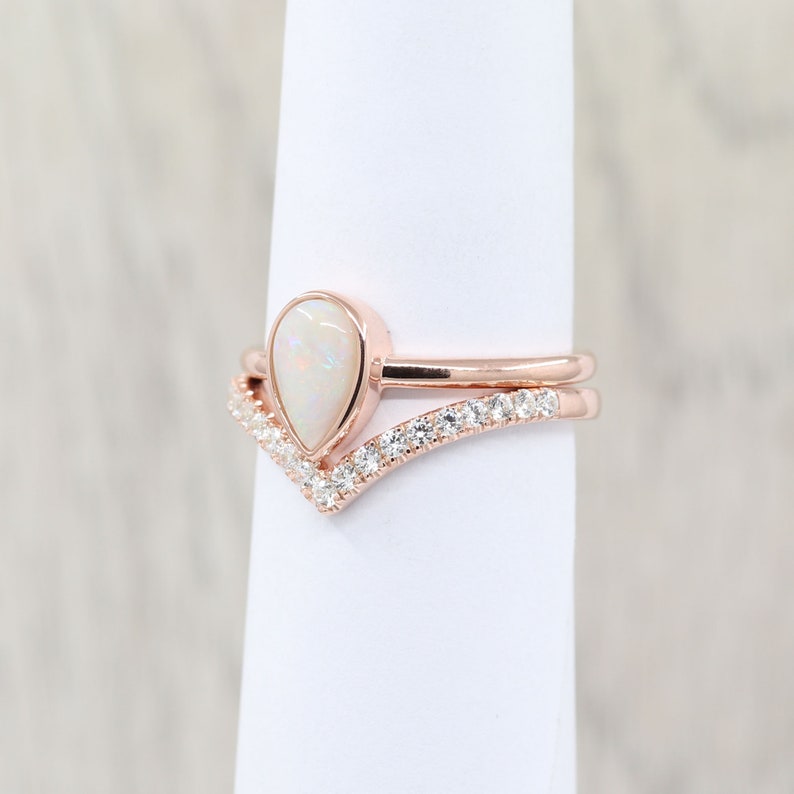 14K PEAR OPAL BEZEL RING DIAMOND CHEVRON BAND 2 RING SET