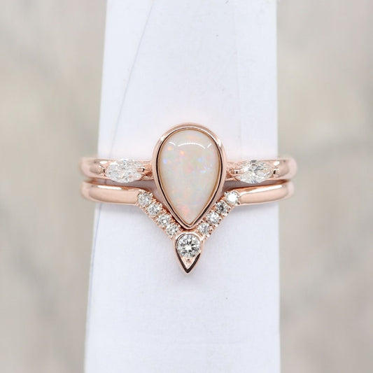 14K PEAR OPAL BEZEL RING DIAMOND V BAND 2 RING SET