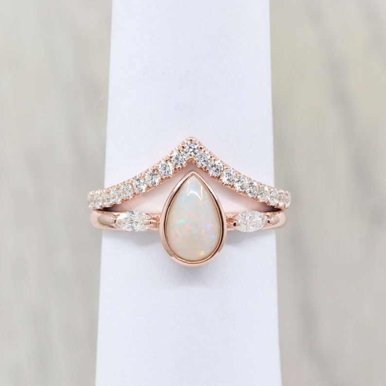 14K PEAR OPAL BEZEL RING DIAMOND CHEVRON BAND 2 RING SET