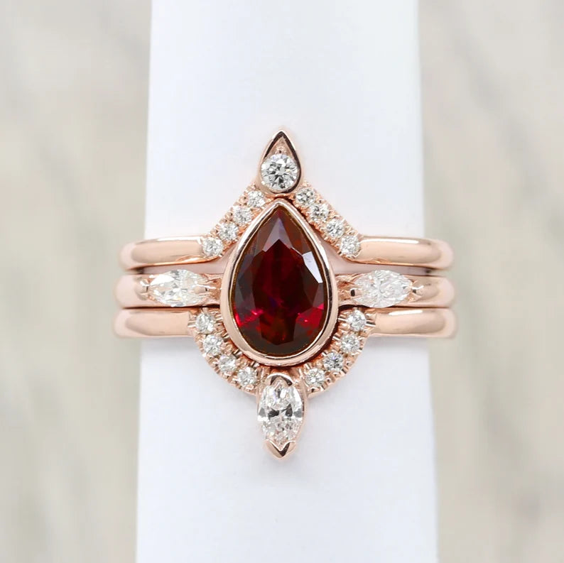 14K LAB RUBY BEZEL RING DIAMOND V BAND 3 RING SET