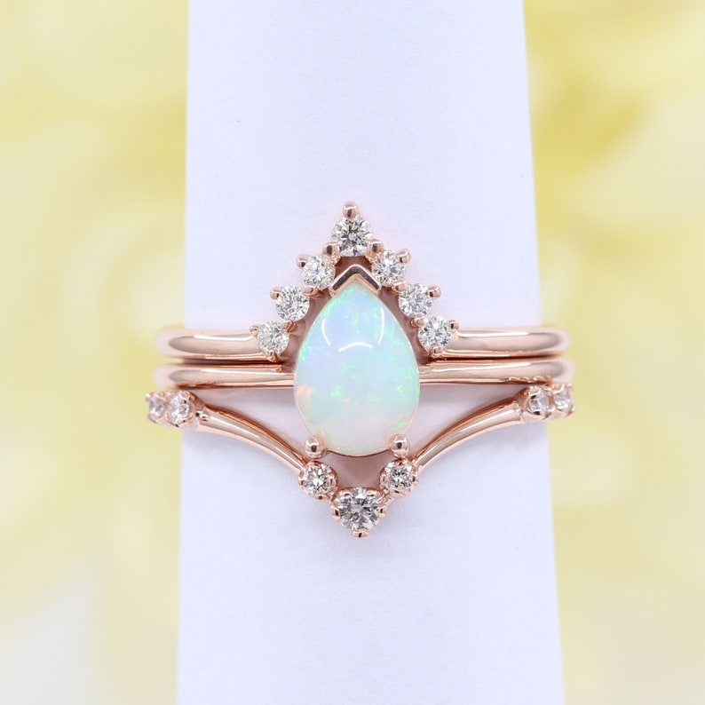 14K PEAR OPAL RING DIAMOND CHEVRON BAND 3 RING SET