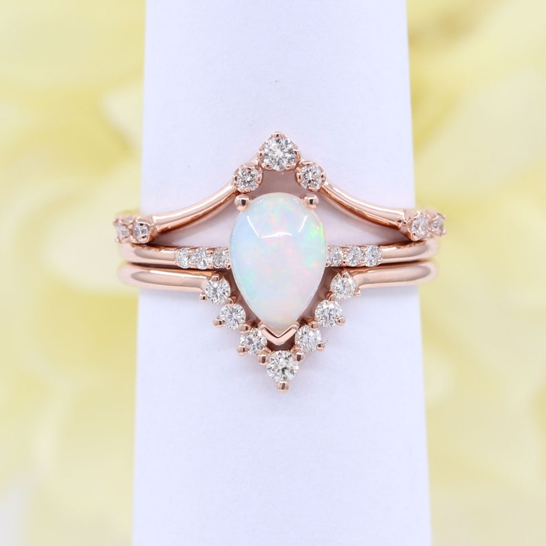 14K PEAR OPAL RING DIAMOND V BAND 3 RING SET