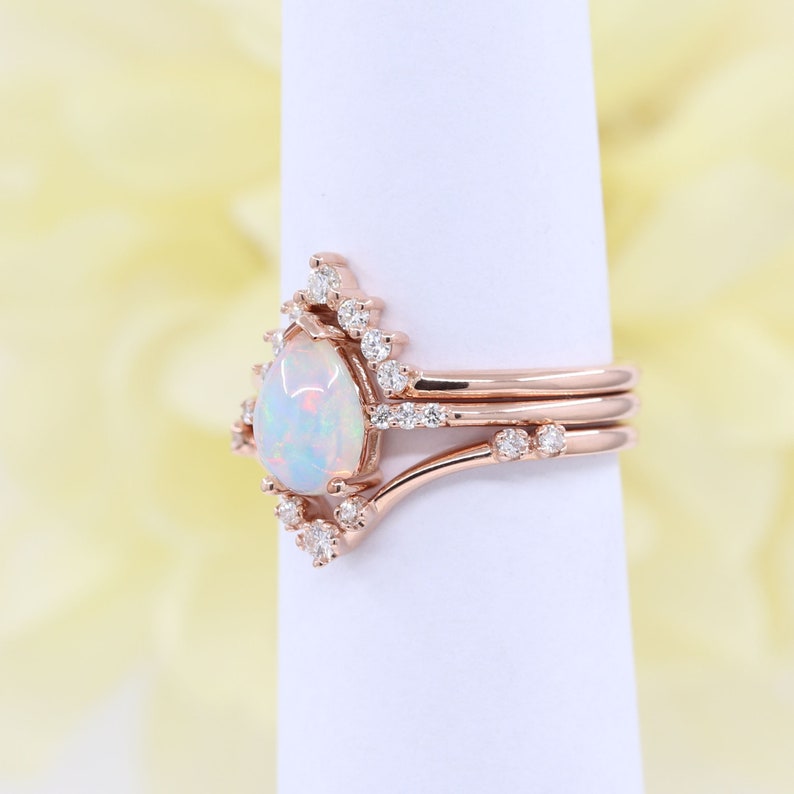 14K PEAR OPAL RING DIAMOND V BAND 3 RING SET