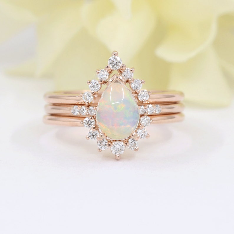 14K PEAR OPAL RING DIAMOND CROWN U BAND 3 RING SET